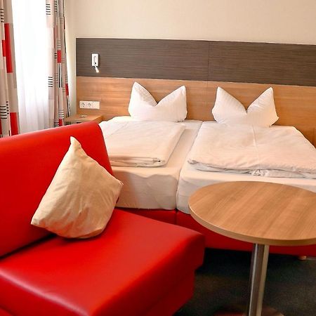 Bayerischer Hof Heiligenborn Εξωτερικό φωτογραφία