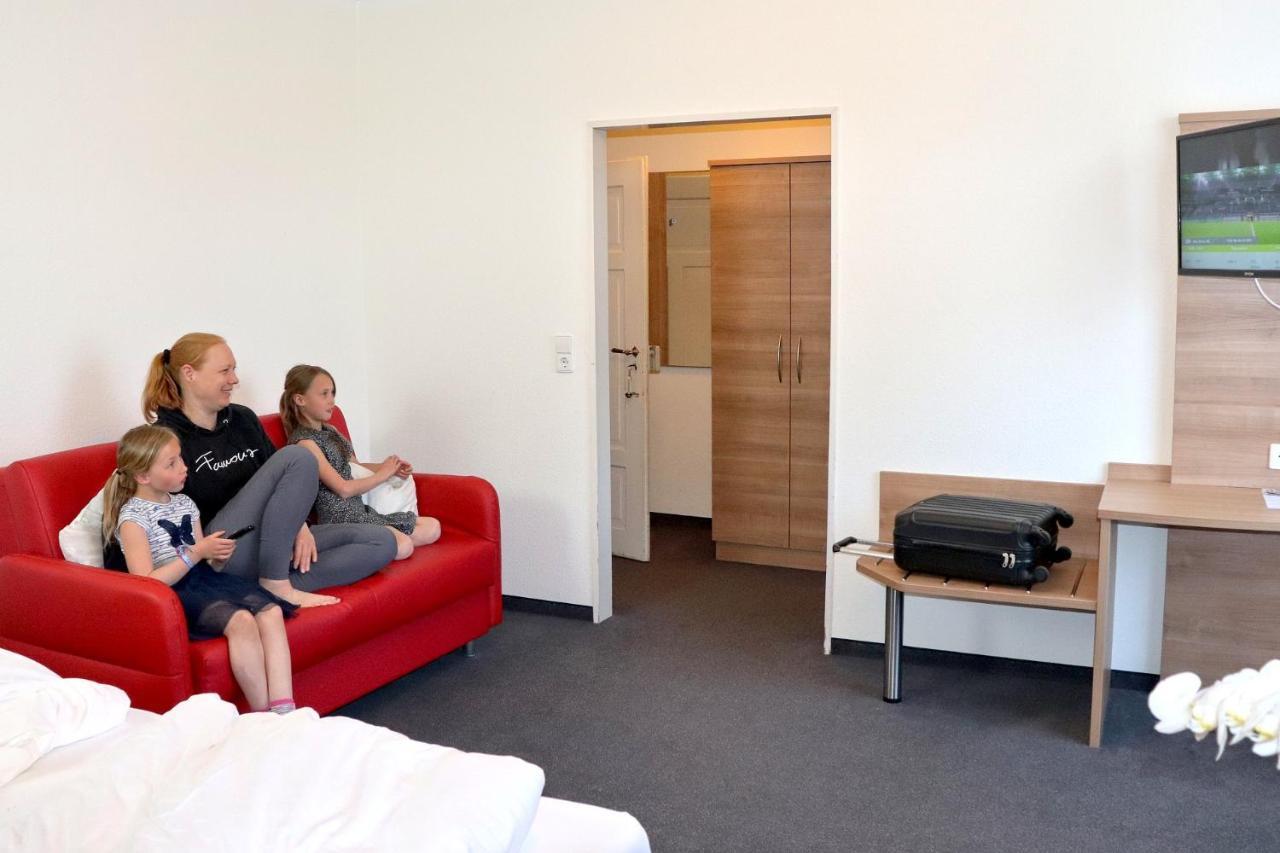 Bayerischer Hof Heiligenborn Εξωτερικό φωτογραφία